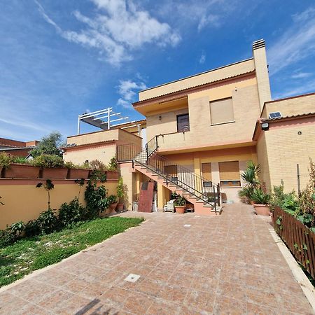 Vista Mare House Lägenhet Fiumicino Exteriör bild