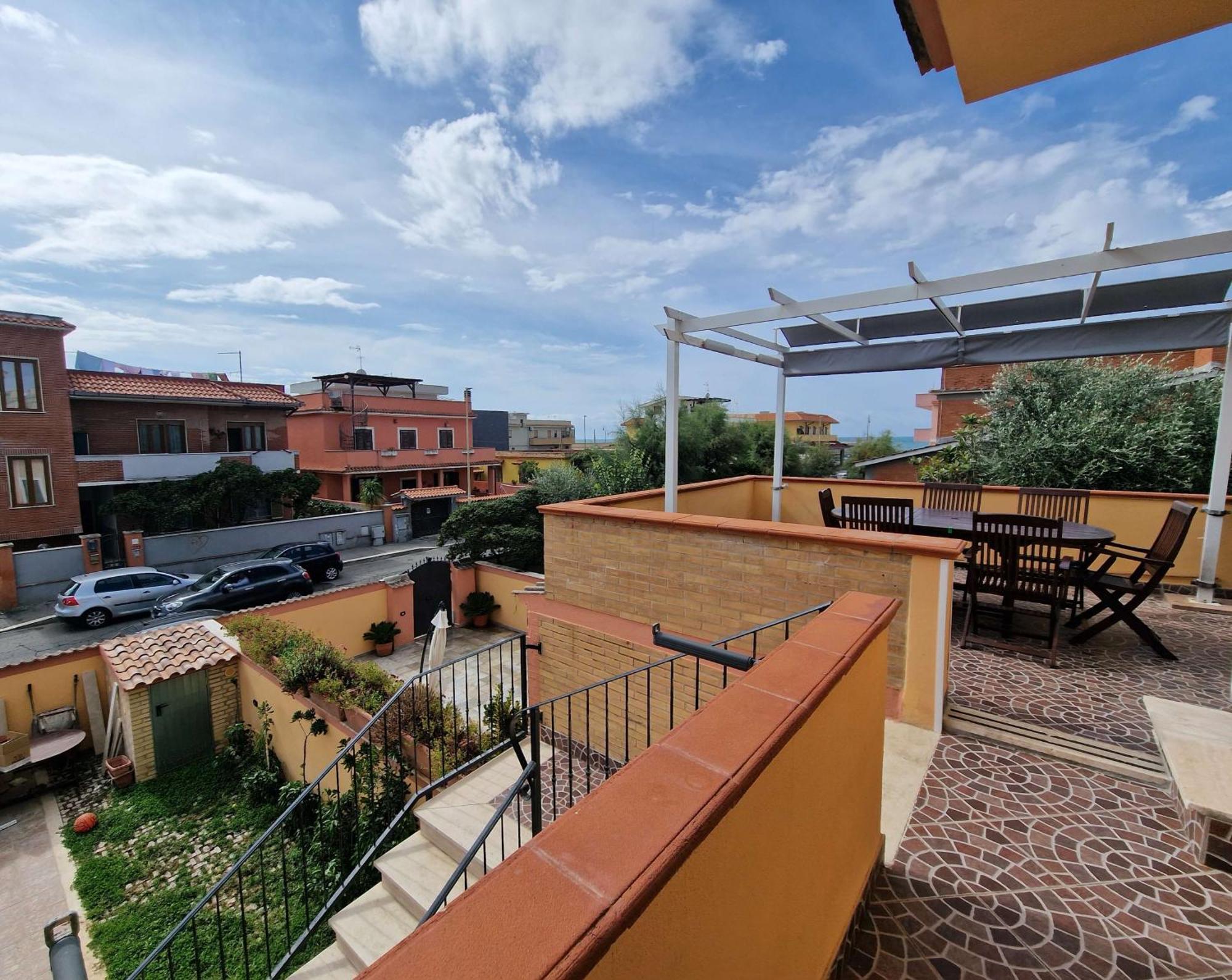 Vista Mare House Lägenhet Fiumicino Exteriör bild