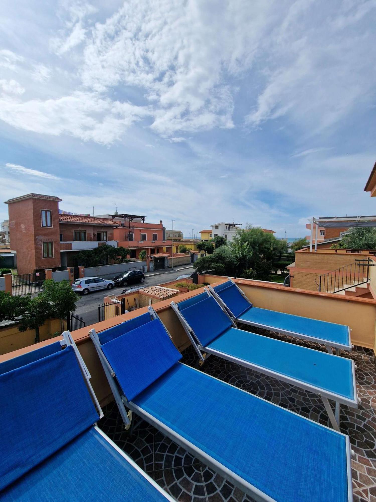 Vista Mare House Lägenhet Fiumicino Exteriör bild